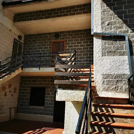 Mon * 坎波迪焦韦